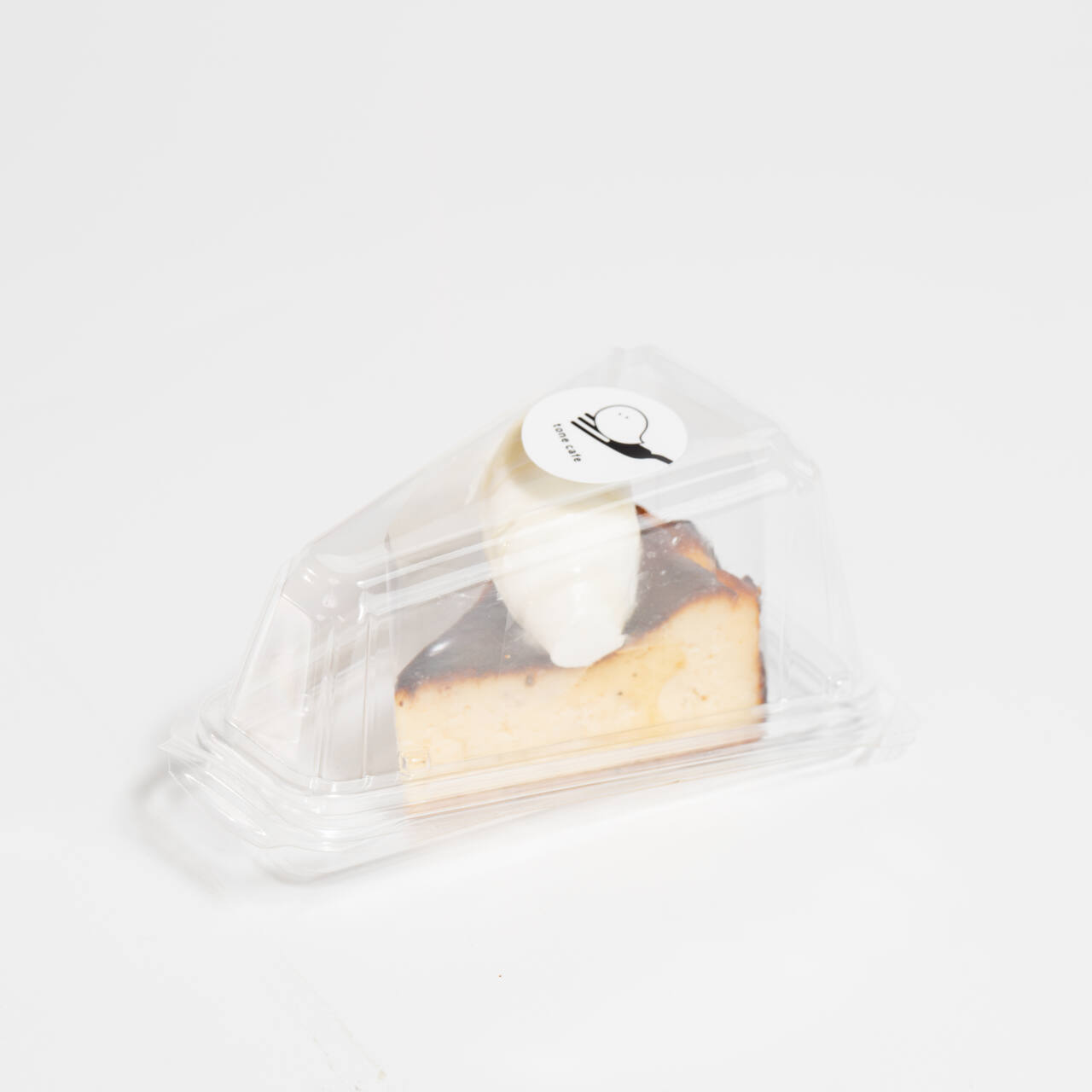 自家製バスクチーズケーキ（お持ち帰り用）