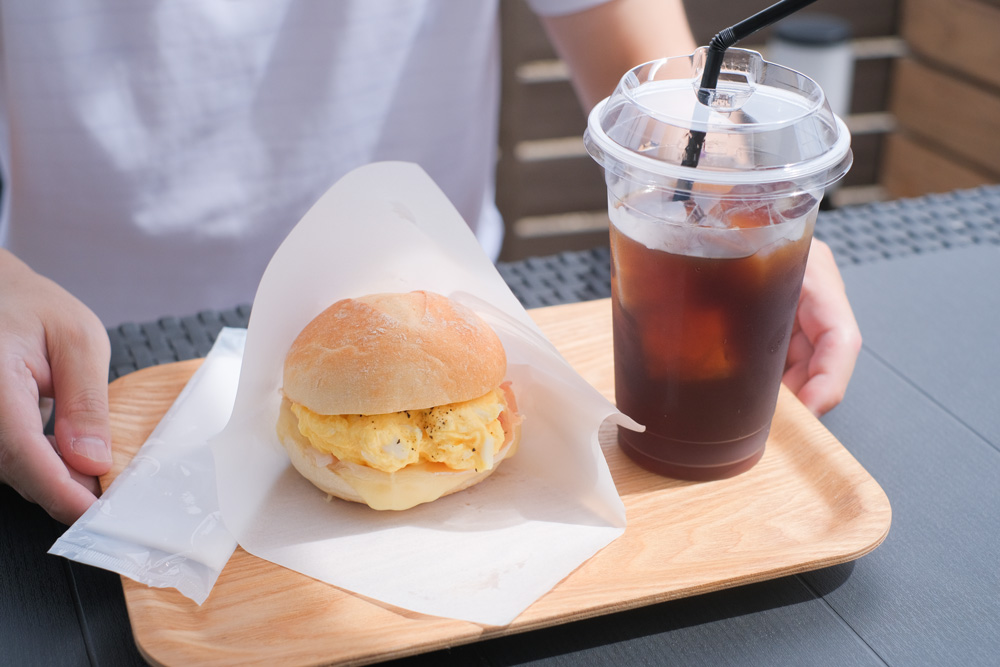 スタッフのお気に入り vol.4<br>生ハムととろーりチーズのたまごサンド