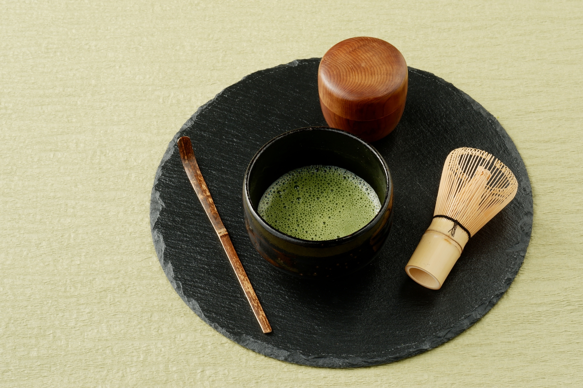 【10月】テーブル茶道<br>季節の和菓子付き