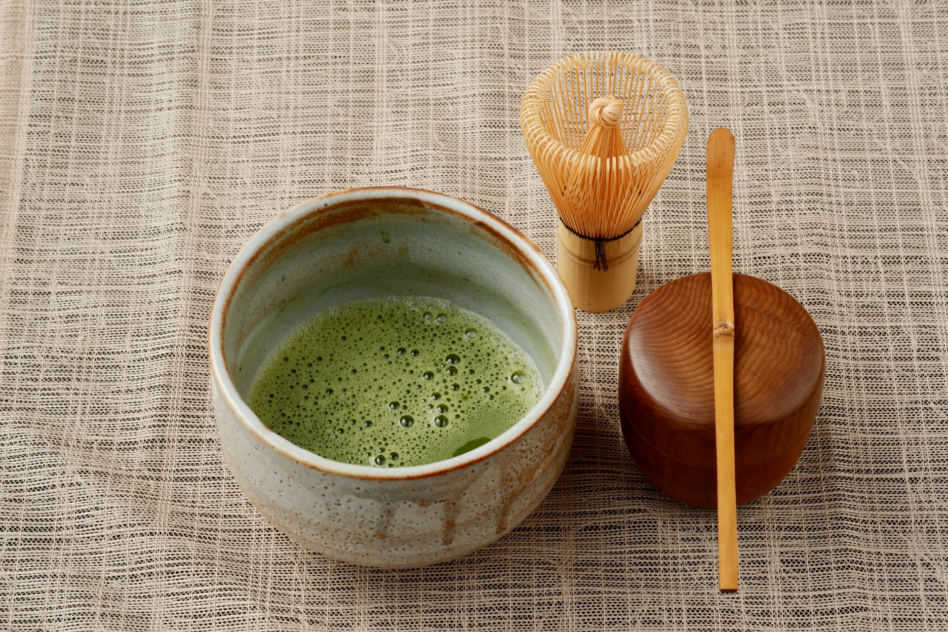 【3月】テーブル茶道<br>季節の和菓子付き
